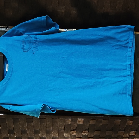 Unisex T-shirt size small - Picture 2 of 3